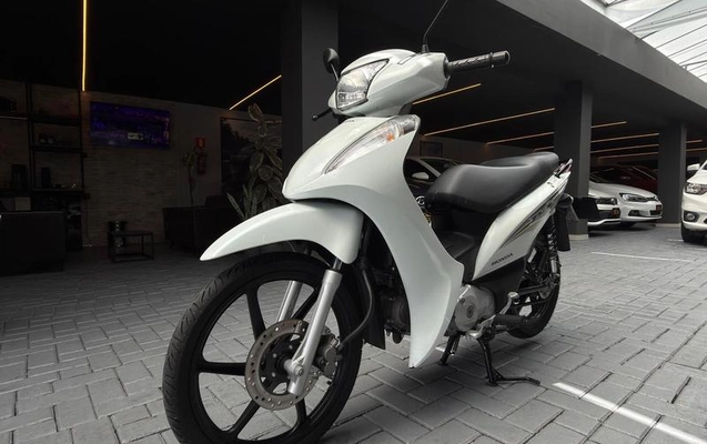 imagem-https://www.socarrao.com.br/sc-vehicle-images-prod/3911128/1789658523135-8485584_10_B_50da6d5df5.jpeg