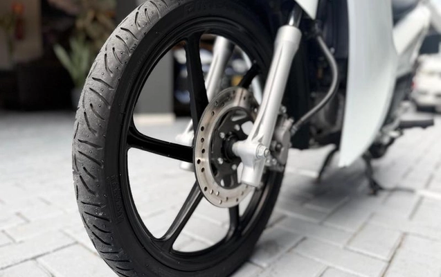 imagem-https://www.socarrao.com.br/sc-vehicle-images-prod/3911128/1789658523153-8485584_5_B_911fcc842d.jpeg