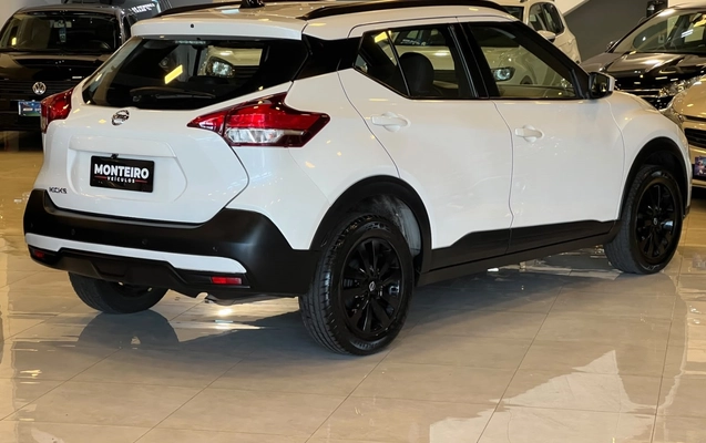 imagem-https://www.socarrao.com.br/sc-vehicle-images-prod/3911141/1789658751386-12_122515.jpg