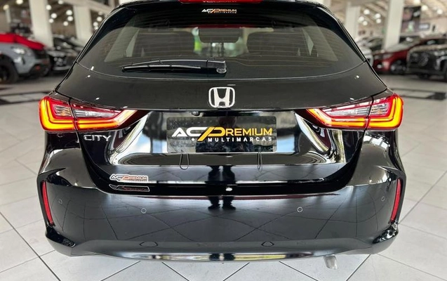 imagem-https://www.socarrao.com.br/sc-vehicle-images-prod/3911142/1789658753818-8467743_5_B_1b71c31698.jpeg