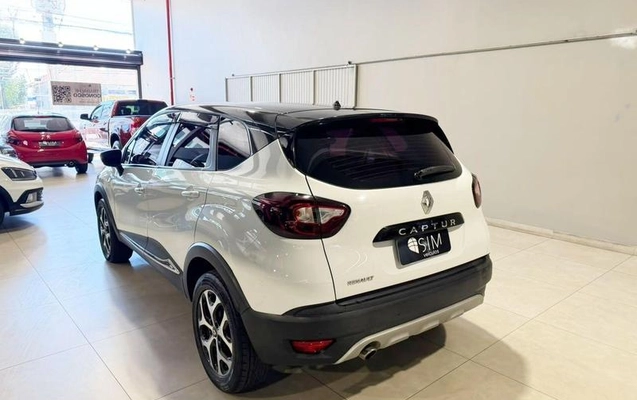 imagem-https://www.socarrao.com.br/sc-vehicle-images-prod/3911223/1790253016803-8474325_16_B_ac7b9480d0.jpeg