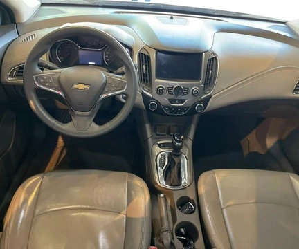 Chevrolet Cruze 2017 Prata — foto 1 de 3