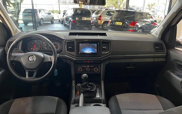 imagem-https://www.socarrao.com.br/sc-vehicle-images-prod/3911700/1789660022633-8073059_15_B_ebc2f80c4e.jpeg