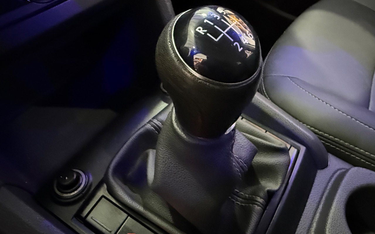 imagem-https://www.socarrao.com.br/sc-vehicle-images-prod/3911776/1789660175175-SU1HXzAwMzcuanBlZw.jpeg