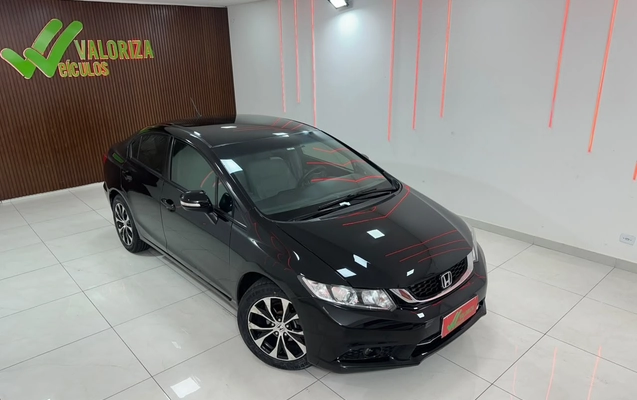 imagem-https://www.socarrao.com.br/sc-vehicle-images-prod/3911873/1789660525512-2522171a-7ce3-4ee3-aa7c-60318b07fdce.jpg