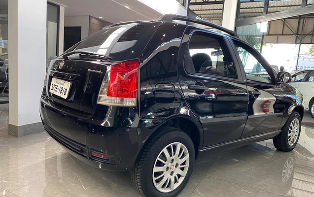 imagem-https://www.socarrao.com.br/sc-vehicle-images-prod/3911874/1789660532321-8127045_16_B_c0c86bcee9.jpeg