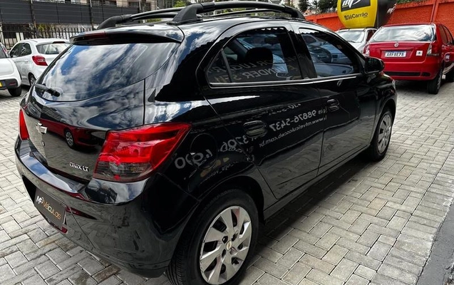 imagem-https://www.socarrao.com.br/sc-vehicle-images-prod/3911886/1789660622571-8486183_11_B_3d4626e0ea.jpeg
