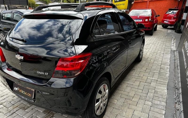 imagem-https://www.socarrao.com.br/sc-vehicle-images-prod/3911886/1789660622579-8486183_11_B_e975d07418.jpeg