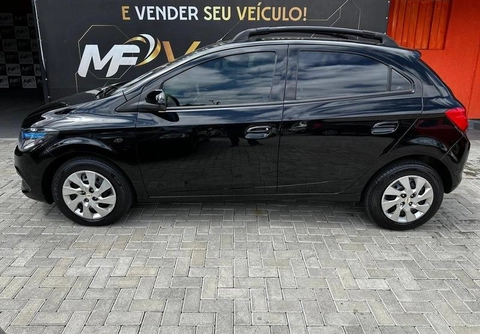 Chevrolet Onix 2013 Preto — foto 1 de 3