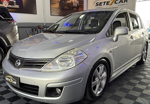 Nissan TIIDA 2012 Prata — foto 1 de 3