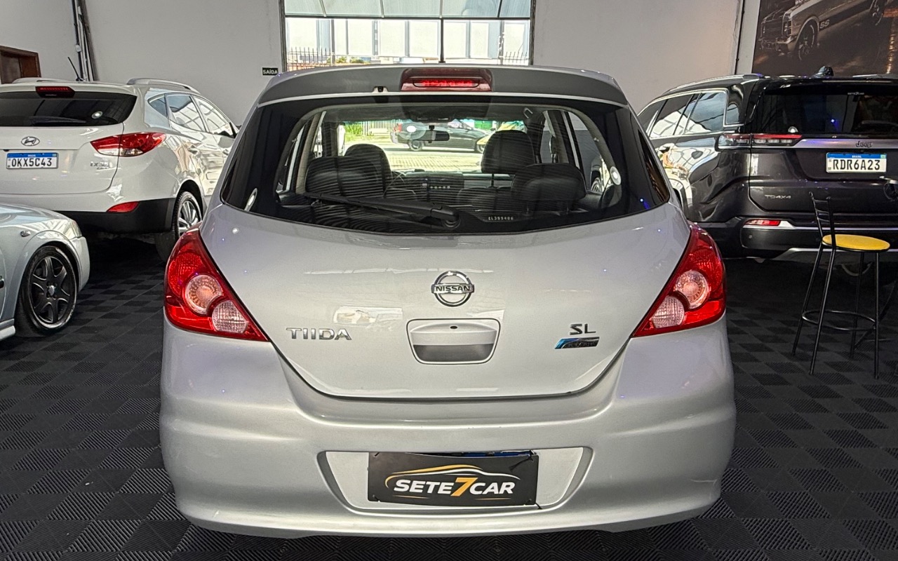 imagem-https://www.socarrao.com.br/sc-vehicle-images-prod/3912094/1789660904107-SU1HXzAwNzAuanBlZw.jpeg