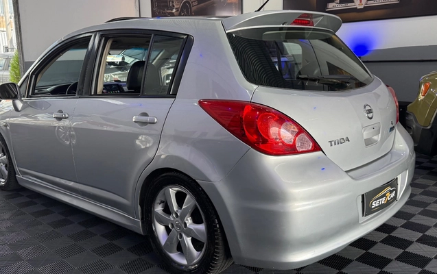imagem-https://www.socarrao.com.br/sc-vehicle-images-prod/3912094/1789660904243-SU1HXzAwNzEuanBlZw.jpeg