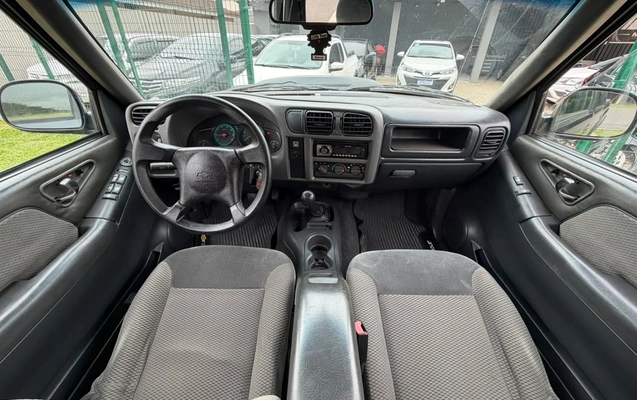 imagem-https://www.socarrao.com.br/sc-vehicle-images-prod/3912144/1789660987536-01b647fc-bb3d-4f40-9204-906582378a1d.jpeg