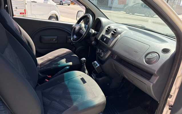 imagem-https://www.socarrao.com.br/sc-vehicle-images-prod/3912152/1789660999506-dDR0ZmdlZWVlZWVlZWVlZWVlZWVlZS5qcGVn.jpeg