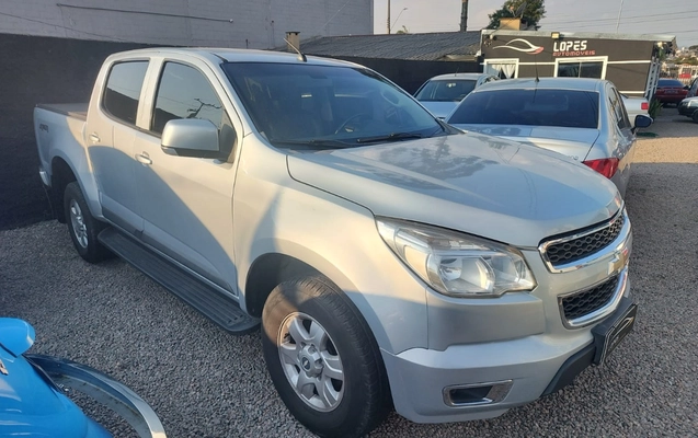 imagem-https://www.socarrao.com.br/sc-vehicle-images-prod/3912238/1789661427996-V2hhdHNBcHAgSW1hZ2UgMjAyNi0wOC0yOSBhdCAxNy4wMS4xMCAoMSkuanBlZw.jpeg