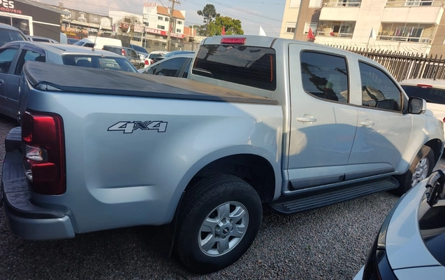 imagem-https://www.socarrao.com.br/sc-vehicle-images-prod/3912238/1789661428110-V2hhdHNBcHAgSW1hZ2UgMjAyNi0wOC0yOSBhdCAxNy4wMS4xMCAoNSkuanBlZw.jpeg