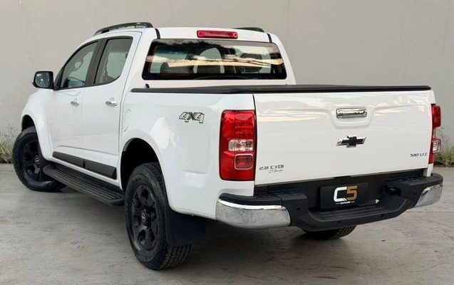 imagem-https://www.socarrao.com.br/sc-vehicle-images-prod/3912358/1789668602318-8461259_2_B_944b5bf62e.jpeg