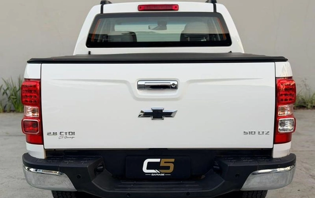 imagem-https://www.socarrao.com.br/sc-vehicle-images-prod/3912358/1789668602334-8461259_2_B_f6711d6999.jpeg