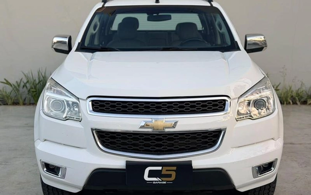 imagem-https://www.socarrao.com.br/sc-vehicle-images-prod/3912358/1789668602334-8461259_3_B_e90350a3c9.jpeg
