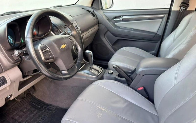 imagem-https://www.socarrao.com.br/sc-vehicle-images-prod/3912358/1789668602334-8461259_6_B_1bd6a6014a.jpeg