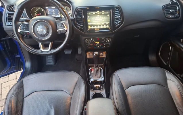 imagem-https://www.socarrao.com.br/sc-vehicle-images-prod/3912381/1789661844365-7_072038.jpg