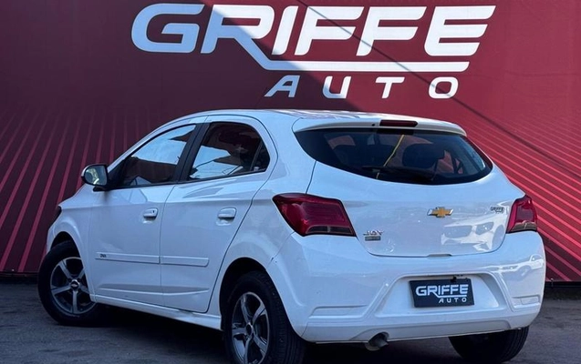 imagem-https://www.socarrao.com.br/sc-vehicle-images-prod/3912592/1789662188570-8470143_5_B_0eae9a5480.jpeg