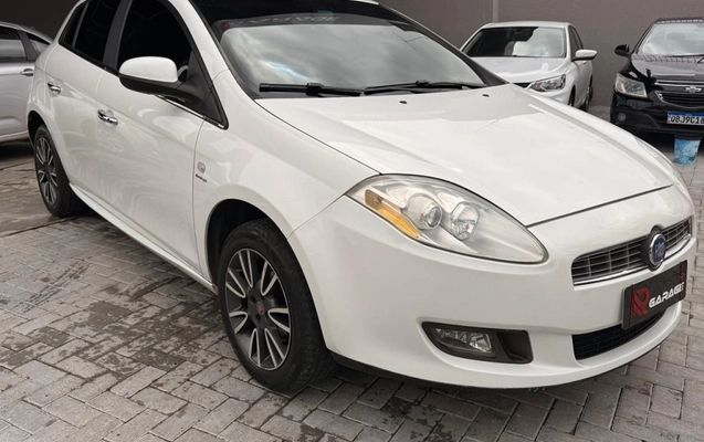 imagem-https://www.socarrao.com.br/sc-vehicle-images-prod/3912872/1789662765950-5_013110.jpg