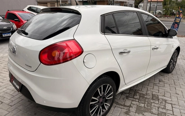imagem-https://www.socarrao.com.br/sc-vehicle-images-prod/3912872/1789662765962-8_013110.jpg
