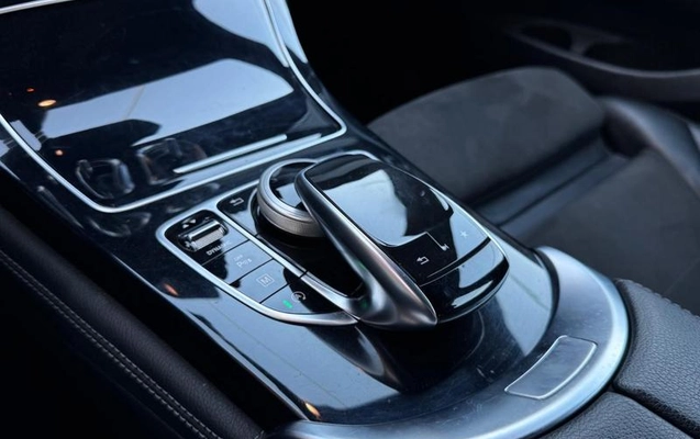 imagem-https://www.socarrao.com.br/sc-vehicle-images-prod/3913034/1789663129964-8477198_12_B_eb0dbff3a7.jpeg