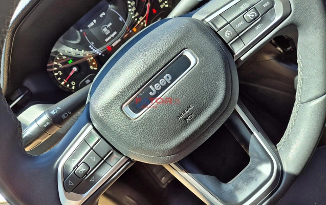 imagem-https://www.socarrao.com.br/sc-vehicle-images-prod/3913176/1789663439360-9aed25fc77174453a4bce1193da68ea9_1789592501826.jpg