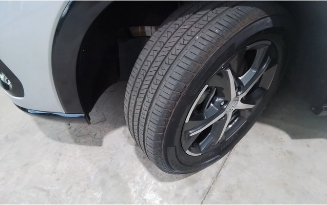 imagem-https://www.socarrao.com.br/sc-vehicle-images-prod/3913275/1789663560673-13.jpg