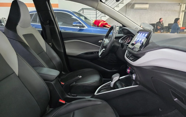imagem-https://www.socarrao.com.br/sc-vehicle-images-prod/3913641/1789664521839-dZOgQsqY4hX0QrBMiLf8u2VjJxxQ2LHM.jpg