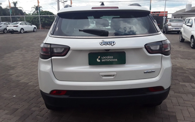imagem-https://www.socarrao.com.br/sc-vehicle-images-prod/3913656/1789664554653-6.jpg