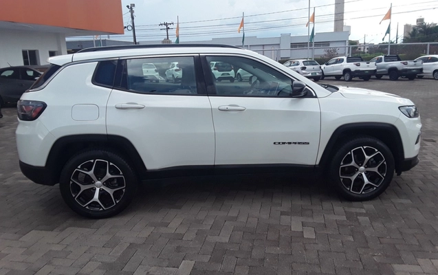 imagem-https://www.socarrao.com.br/sc-vehicle-images-prod/3913656/1789664554654-8.jpg