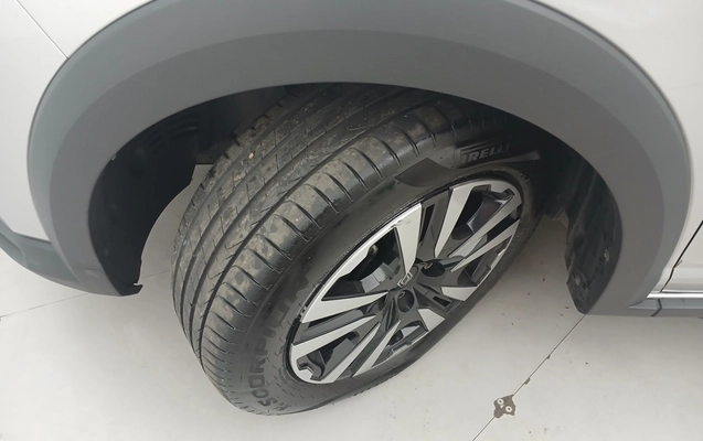 imagem-https://www.socarrao.com.br/sc-vehicle-images-prod/3913702/1789664647954-12.jpg
