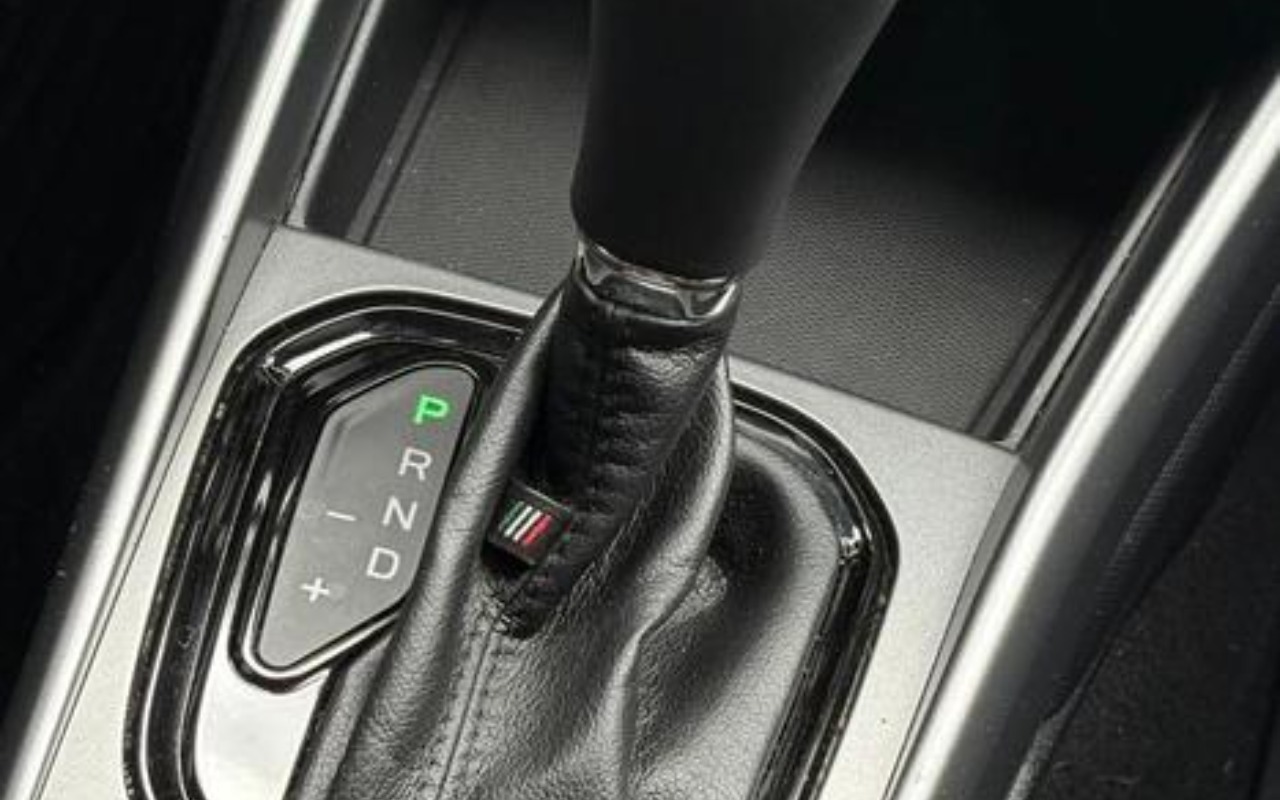 imagem-https://www.socarrao.com.br/sc-vehicle-images-prod/3913788/1789665001251-Nzc1MTU2NF8xX0JfYWZhNWZhYjllNi5qcGVn.jpeg