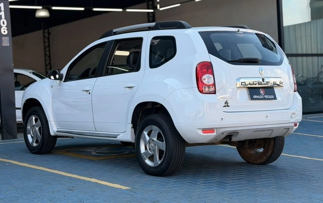imagem-https://www.socarrao.com.br/sc-vehicle-images-prod/3914098/1789665623197-gb-c06fc3f.jpeg