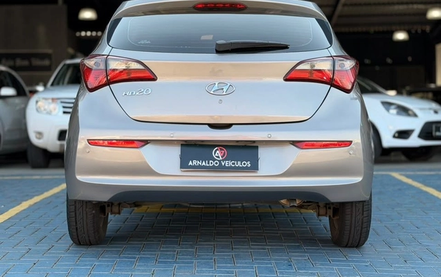 imagem-https://www.socarrao.com.br/sc-vehicle-images-prod/3914101/1789665659881-gb-85cb522.jpeg