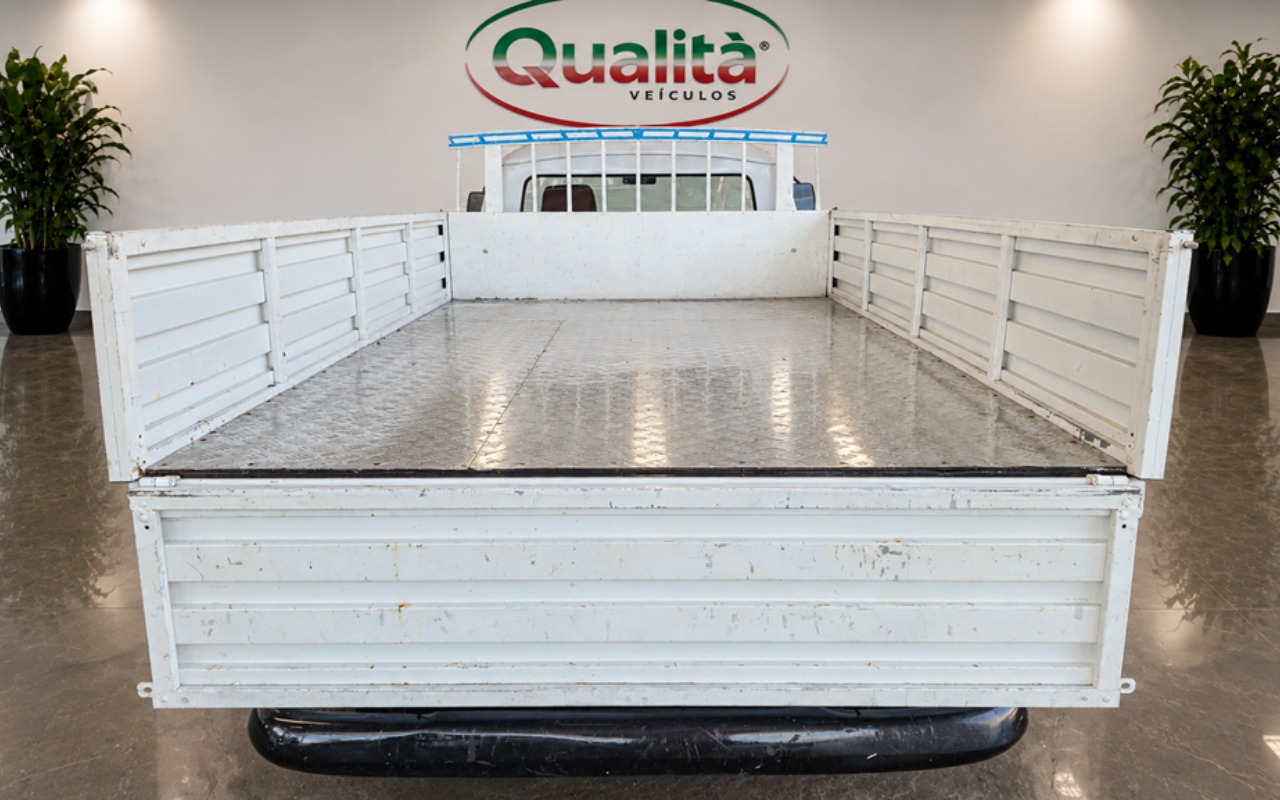 imagem-https://www.socarrao.com.br/sc-vehicle-images-prod/3914102/1789665722700-MTAucG5n.png