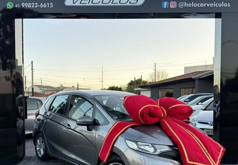 Honda Fit 2015 Cinza — foto 1 de 3