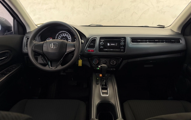 imagem-https://www.socarrao.com.br/sc-vehicle-images-prod/3914242/1789666069187-9d60251c-7dec-49f2-b866-dc81f20a44a6.jpg
