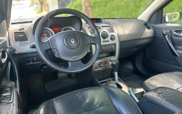 imagem-https://www.socarrao.com.br/sc-vehicle-images-prod/3914343/1789666328892-003_b2267d6c602c26c88cdc63711307cf6d.jpg
