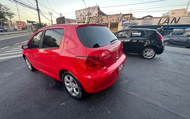 imagem-https://www.socarrao.com.br/sc-vehicle-images-prod/3914536/1789666655007-2_023554.jpg