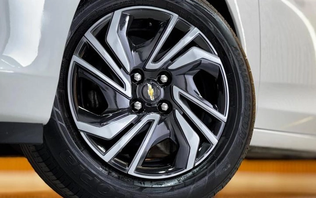imagem-https://www.socarrao.com.br/sc-vehicle-images-prod/3914545/1789666763306-8447940_3_B_9f1ade2eb8.jpeg