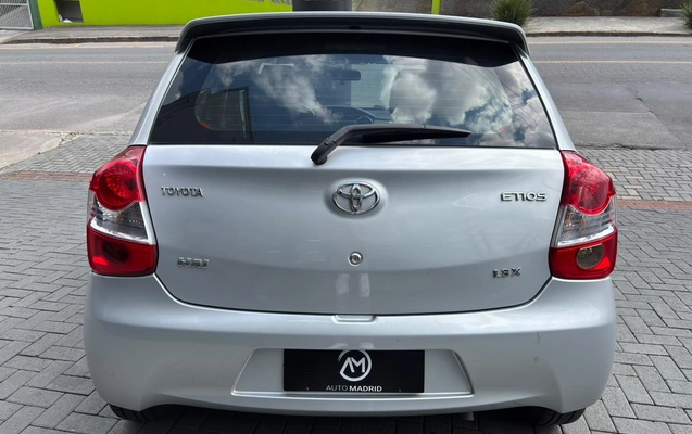 imagem-https://www.socarrao.com.br/sc-vehicle-images-prod/3914554/1789666855631-694e2b7f-d2ae-2b1c-b1a0-3a23c29d75ec.jpg