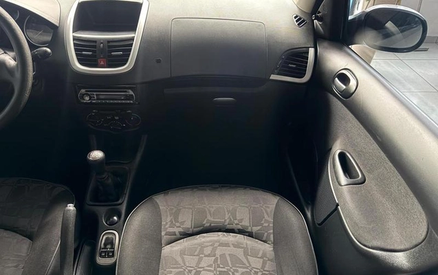 imagem-https://www.socarrao.com.br/sc-vehicle-images-prod/3914555/1789666860397-8392164_7_B_4b6cffa3ed.jpeg
