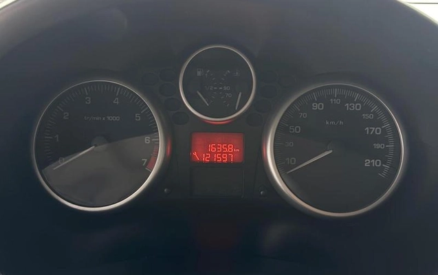 imagem-https://www.socarrao.com.br/sc-vehicle-images-prod/3914555/1789666860401-8392164_16_B_05c57541f6.jpeg
