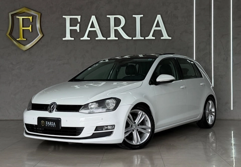 Volkswagen Golf 2017 Branco — foto 1 de 3