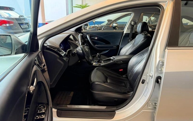 imagem-https://www.socarrao.com.br/sc-vehicle-images-prod/3914565/1789666875390-8460168_17_B_d2743a18ad.jpeg