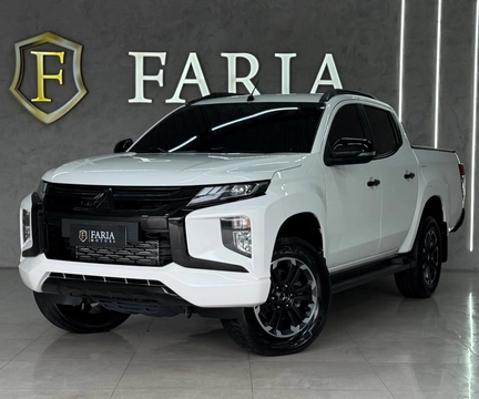 Mitsubishi L200 2023 Branco — foto 1 de 3